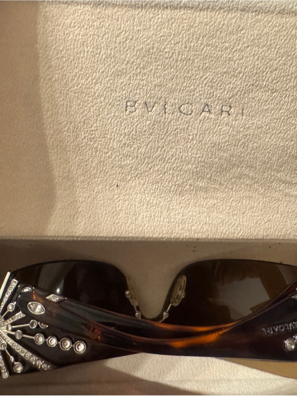 Bulgari Tortoiseshell Sunglasses with Crystal Starburst Limited Edition - Picture 5 of 13